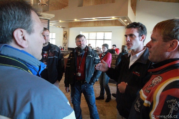 Let vrtulníkem i oslava narozenin