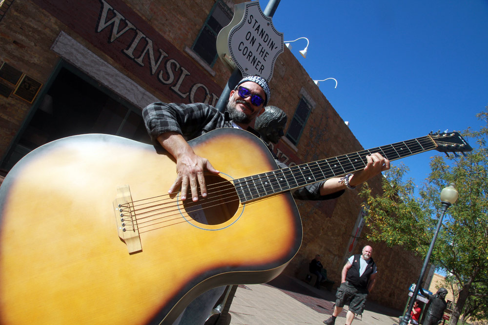 Po chladném ránu parádní den v Arizoně