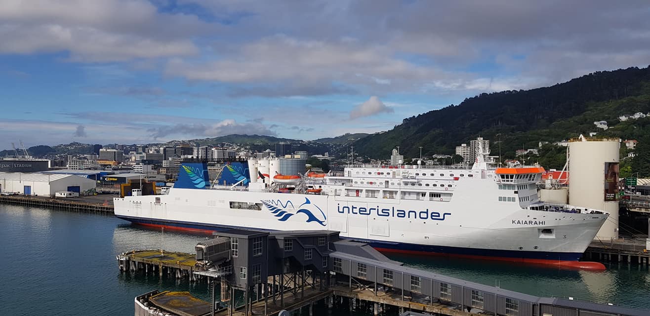 Přepluli jsme na Jižní ostrov!